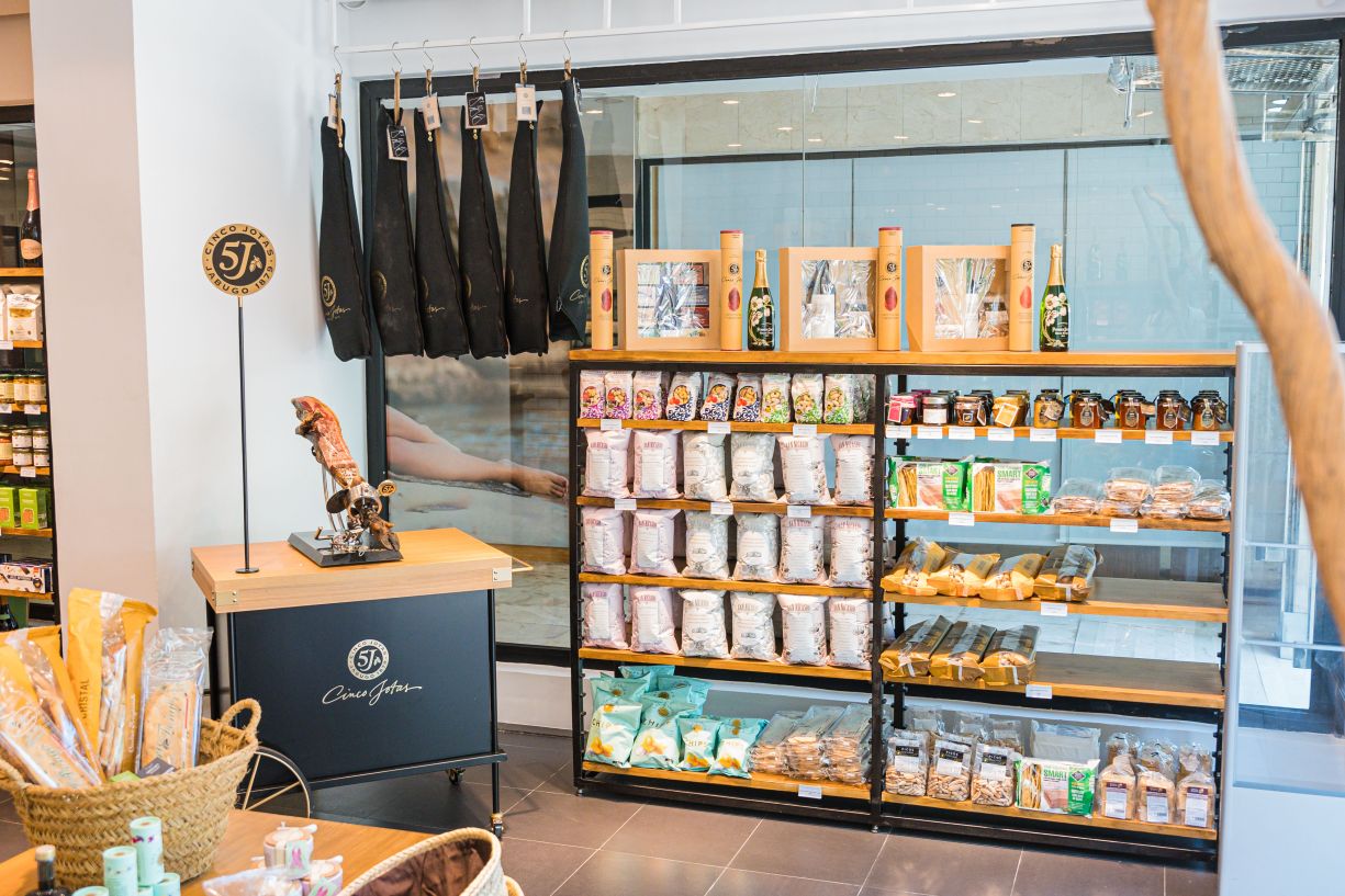 Gourmet shop La Cava Ibiza